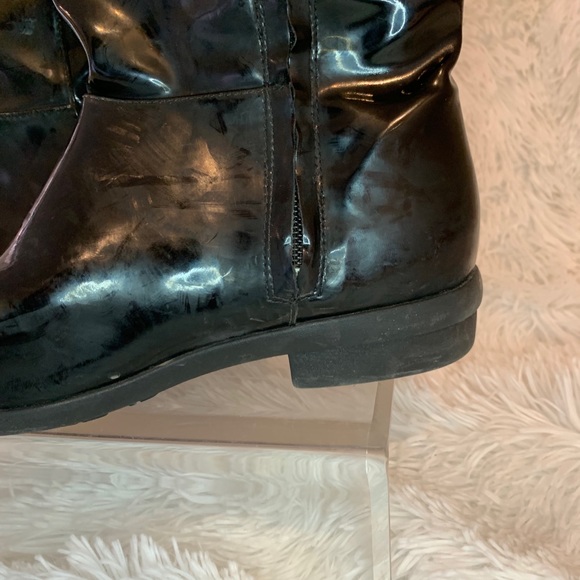 Ugg’s Water Proof Zip up Boots Black Size 7 - Picture 3 of 6